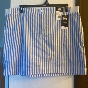 Lee® Women's Mid Rise Skort